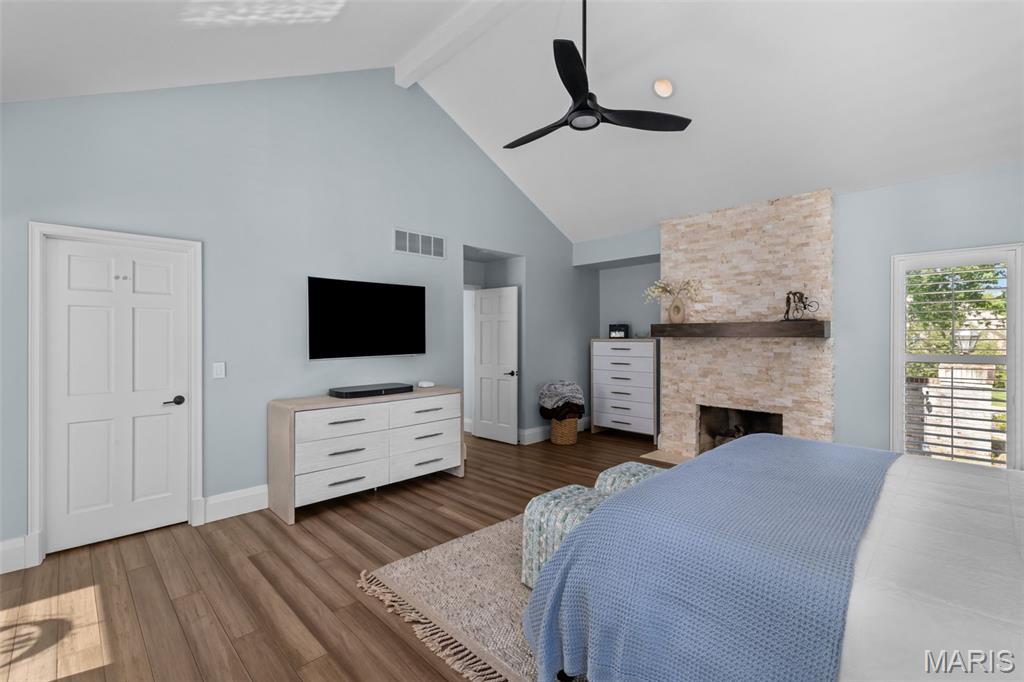 Kingspointe 2B - Residential