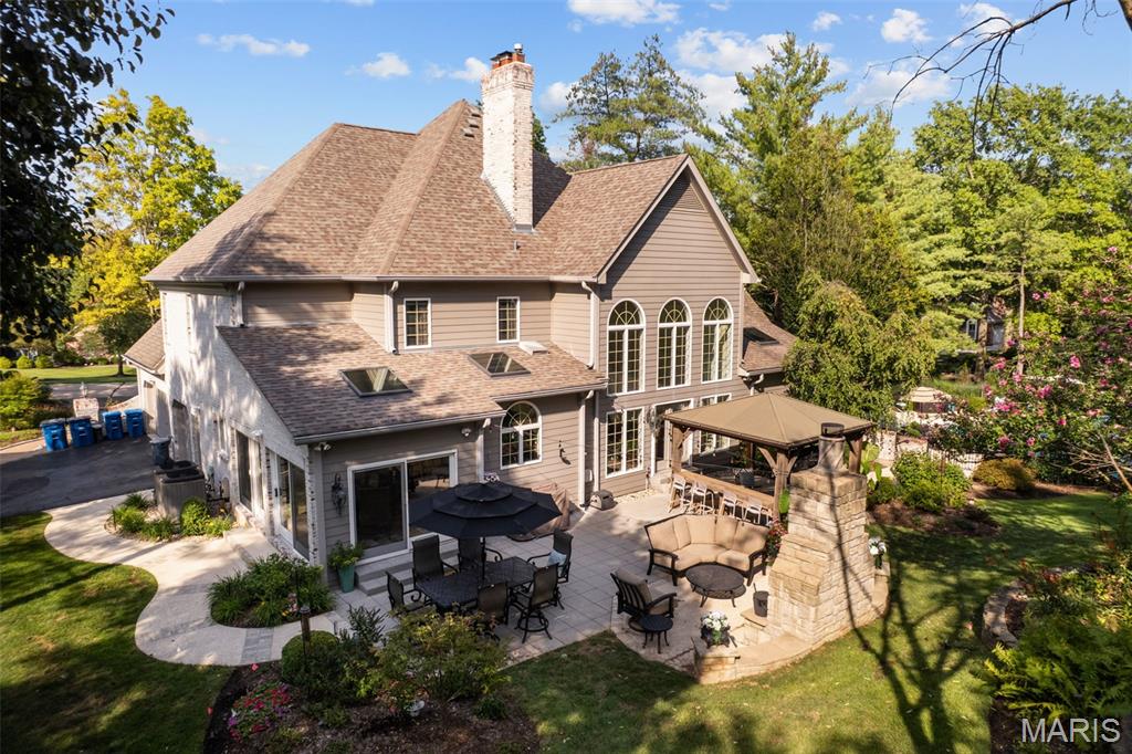 Kingspointe 2B - Residential