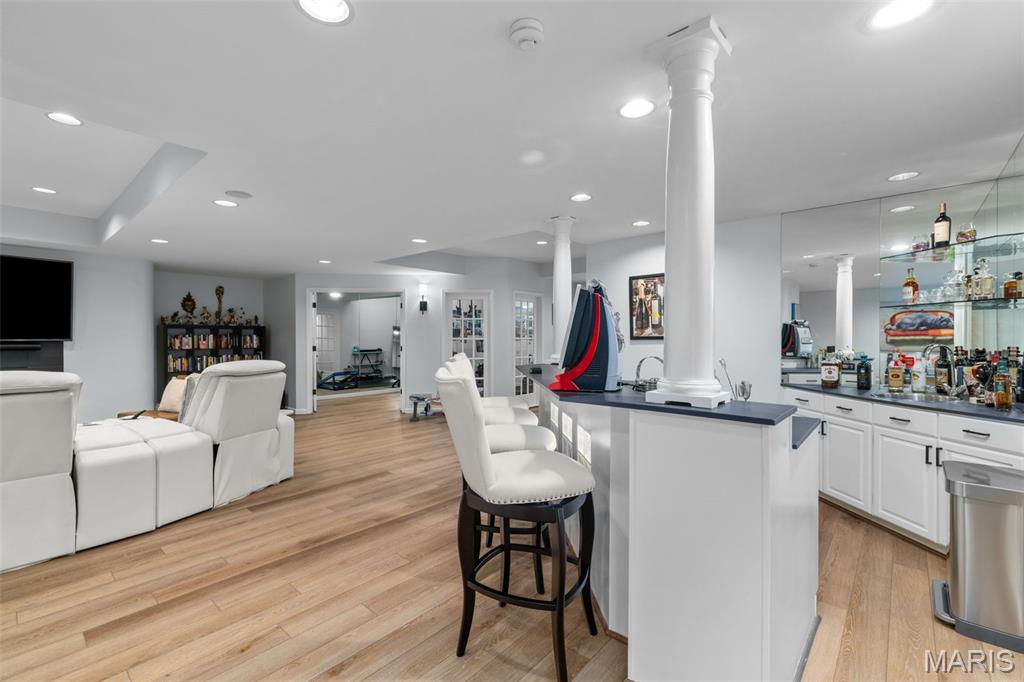 Kingspointe 2B - Residential