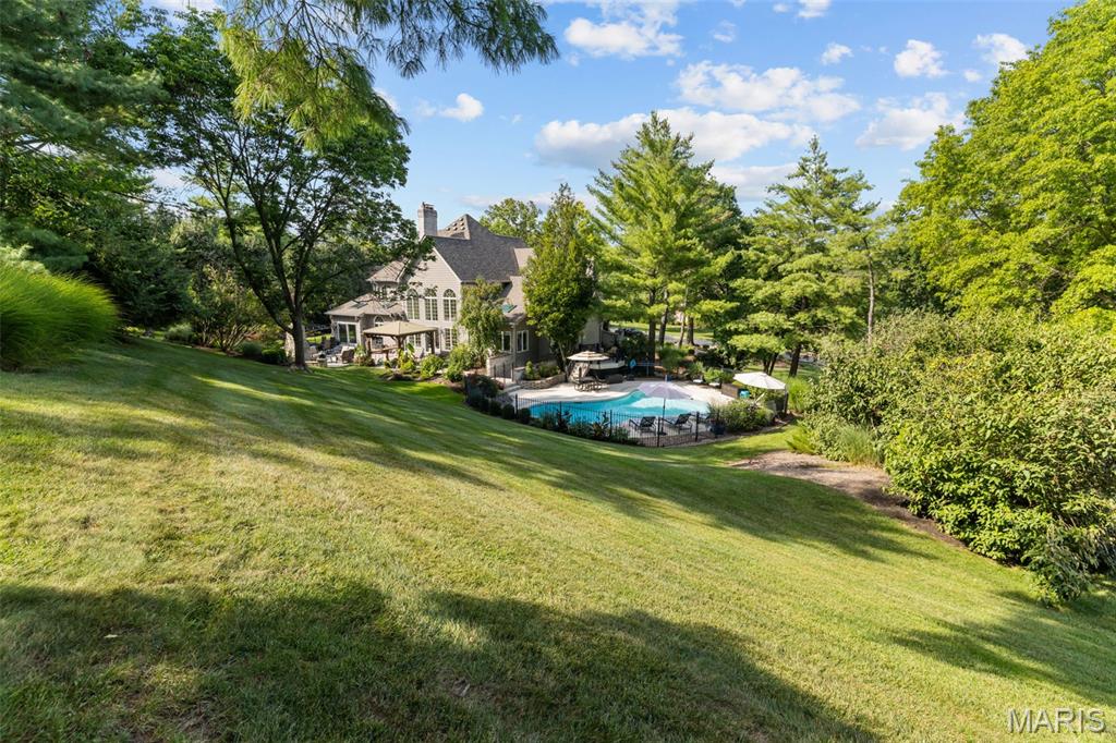 Kingspointe 2B - Residential