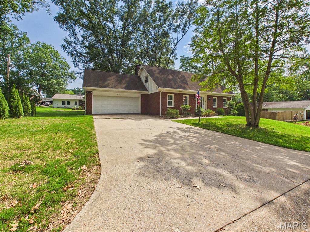 2537 Jonquil Lane