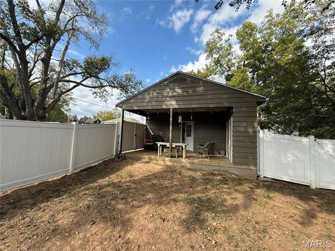 Tiny photo for 218 Taylor Ave, Farmington, MO 63640 (MLS # 25069411)