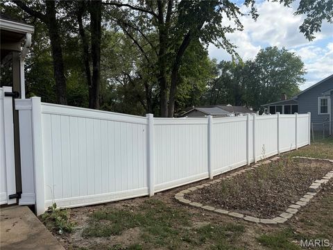 Tiny photo for 218 Taylor Ave, Farmington, MO 63640 (MLS # 25069411)