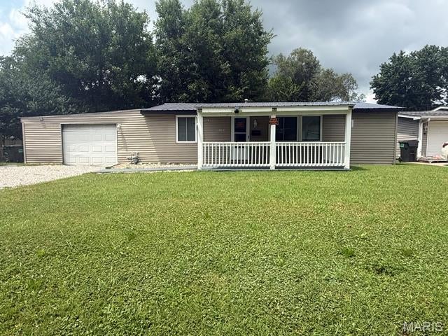 Photo 1 of 14 — 2133 Robert Avenue, Granite City, IL 62040