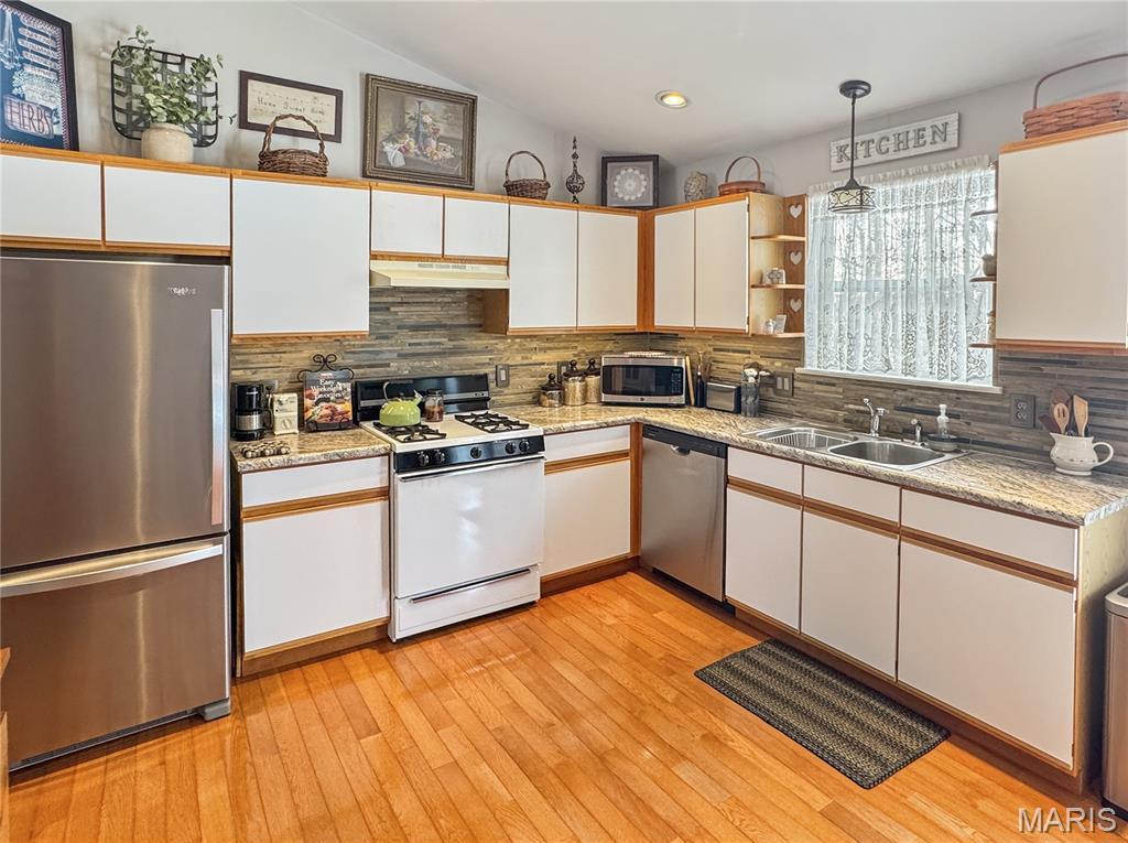 Dougherty Ferry Woods Two - Residential