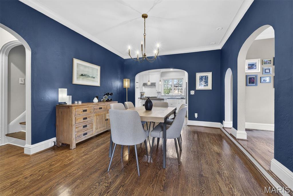 7437 Stratford Avenue