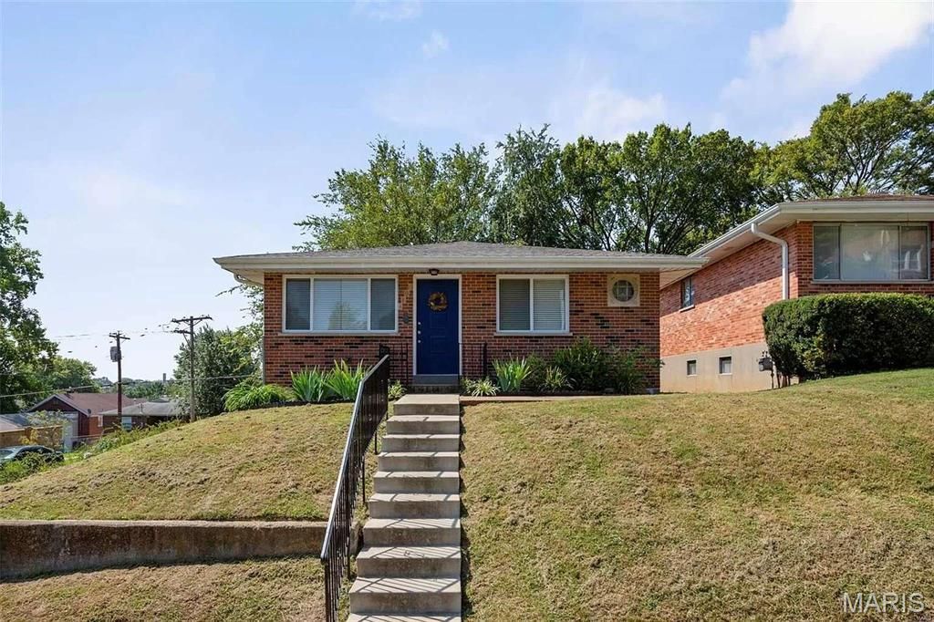 Photo of 4100 Potomac Street, St Louis, MO 63116 (MLS # 26018905)