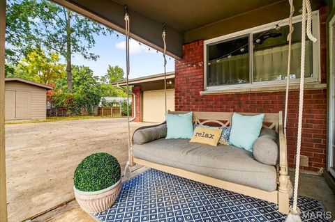 Tiny photo for 833 Twosome Court, Ballwin, MO 63011 (MLS # 25070348)