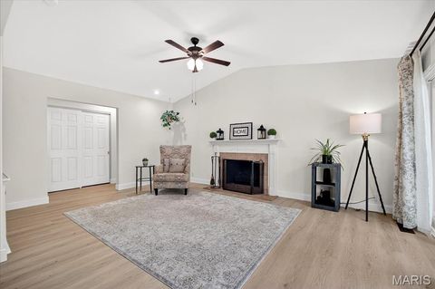 Tiny photo for 833 Twosome Court, Ballwin, MO 63011 (MLS # 25070348)