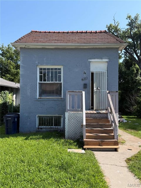 Photo of 6101 Saint Paul Place, Pine Lawn, MO 63120 (MLS # 26047463)