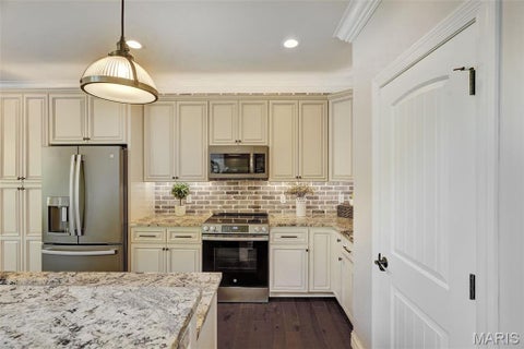Tiny photo for 715 Madison Valley, Wildwood, MO 63005 (MLS # 26066415)