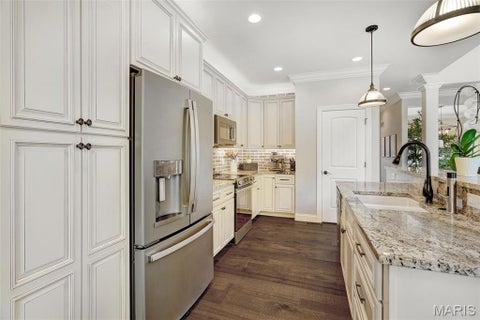 Tiny photo for 715 Madison Valley, Wildwood, MO 63005 (MLS # 26066415)