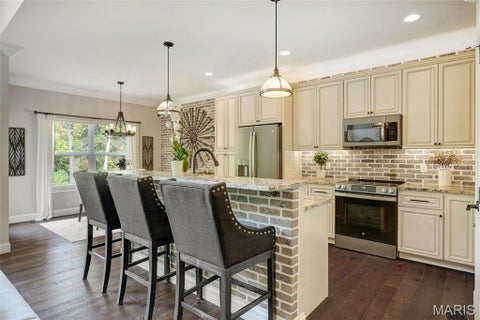 Tiny photo for 715 Madison Valley, Wildwood, MO 63005 (MLS # 26066415)