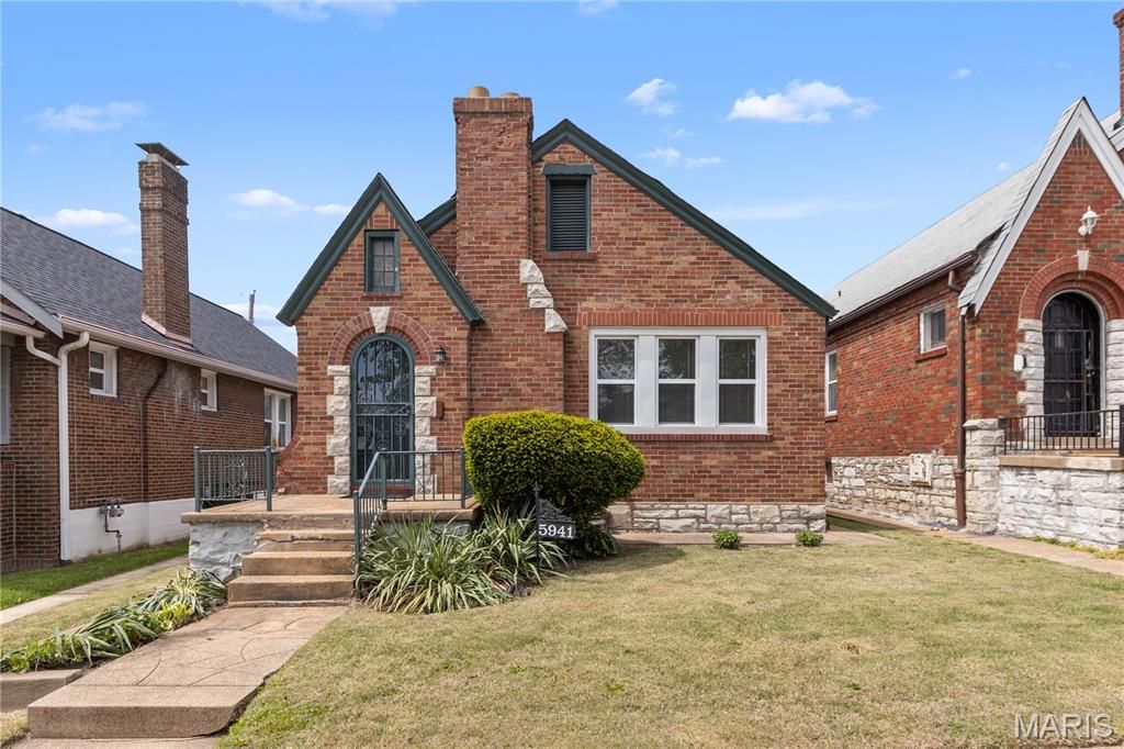 Photo of 5941 Park Lane, St Louis, MO 63147 (MLS # 26026590)