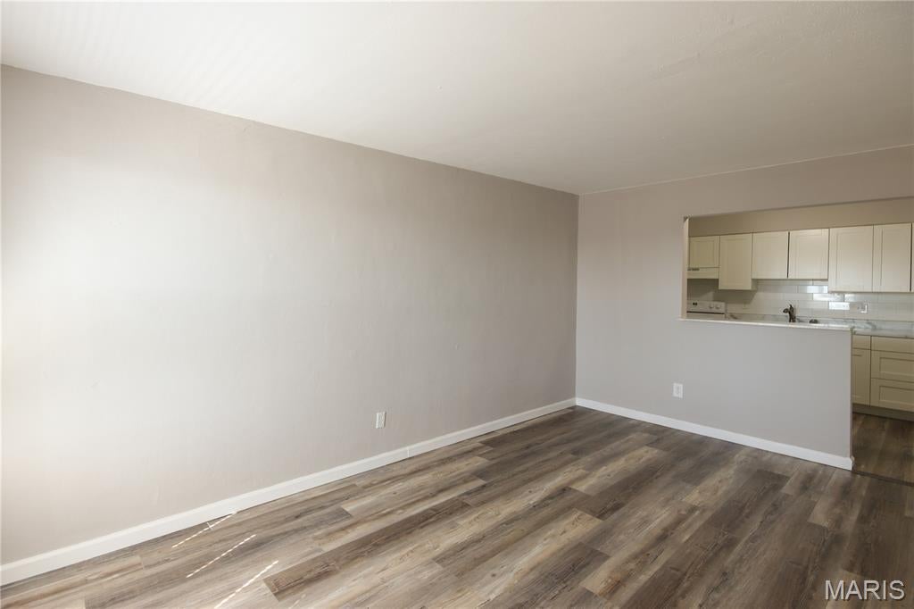 Photo of 4770 Kings Drive #G, St Louis, MO 63116 (MLS # 26039002)