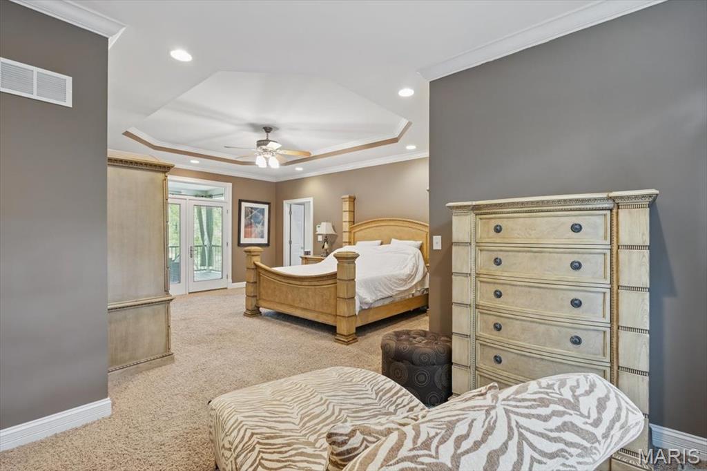 Country Club Green - Residential