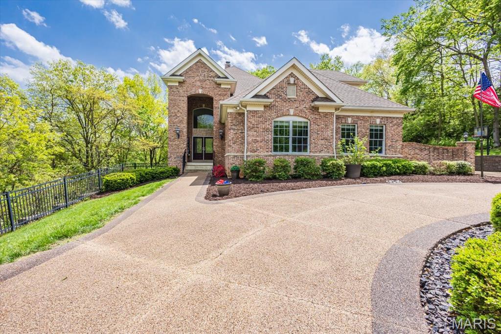 Country Club Green - Residential