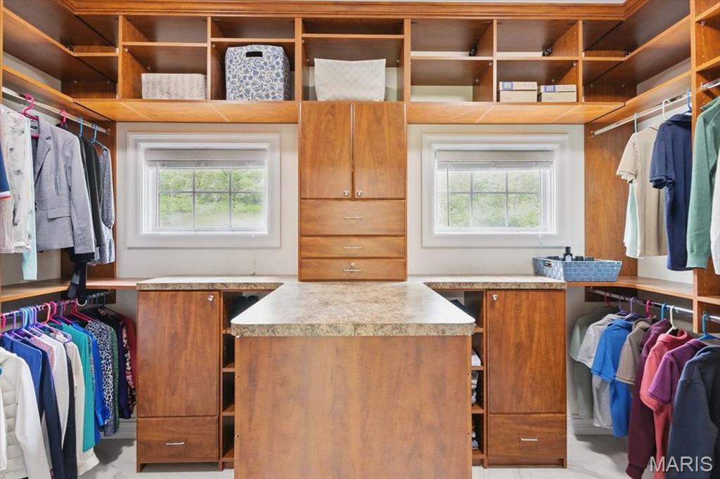 Country Club Green - Residential