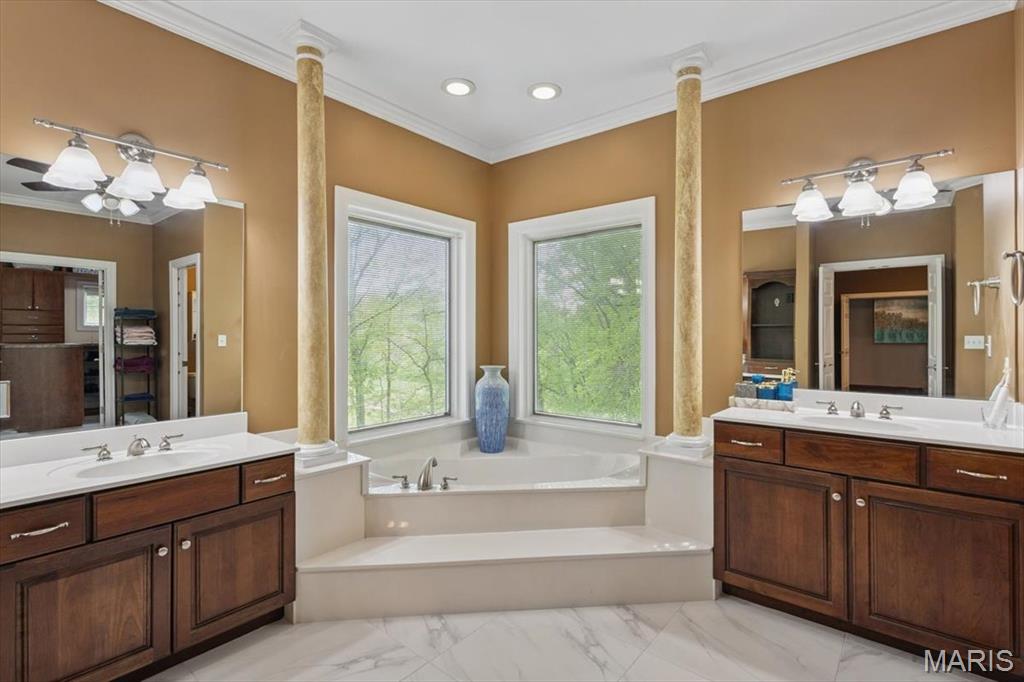 Country Club Green - Residential