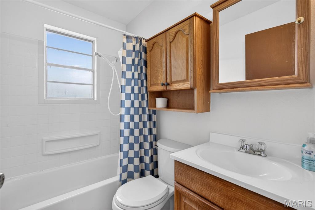 Richarzs Sub #7 - Residential