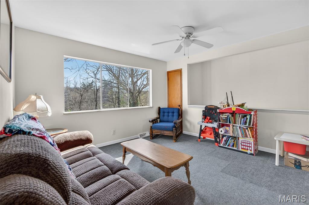 Richarzs Sub #7 - Residential