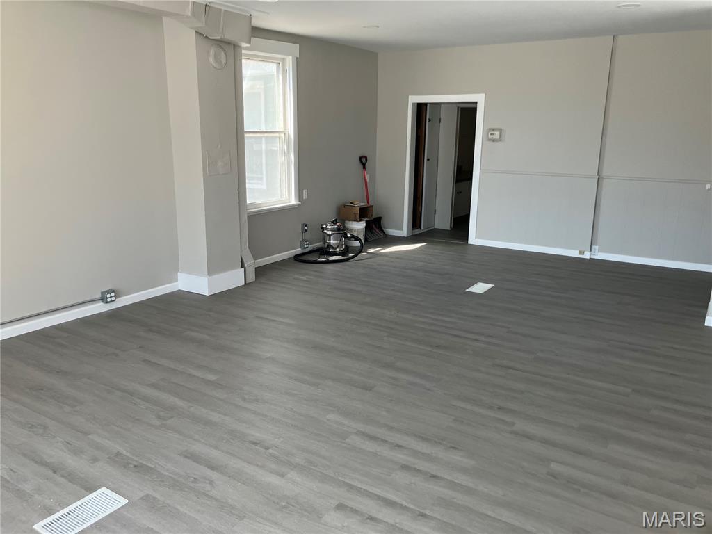 Welkers Add - Commercial Lease