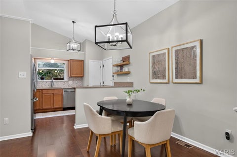 Tiny photo for 926 Oakwood Farms Lane, Ballwin, MO 63021 (MLS # 26056142)