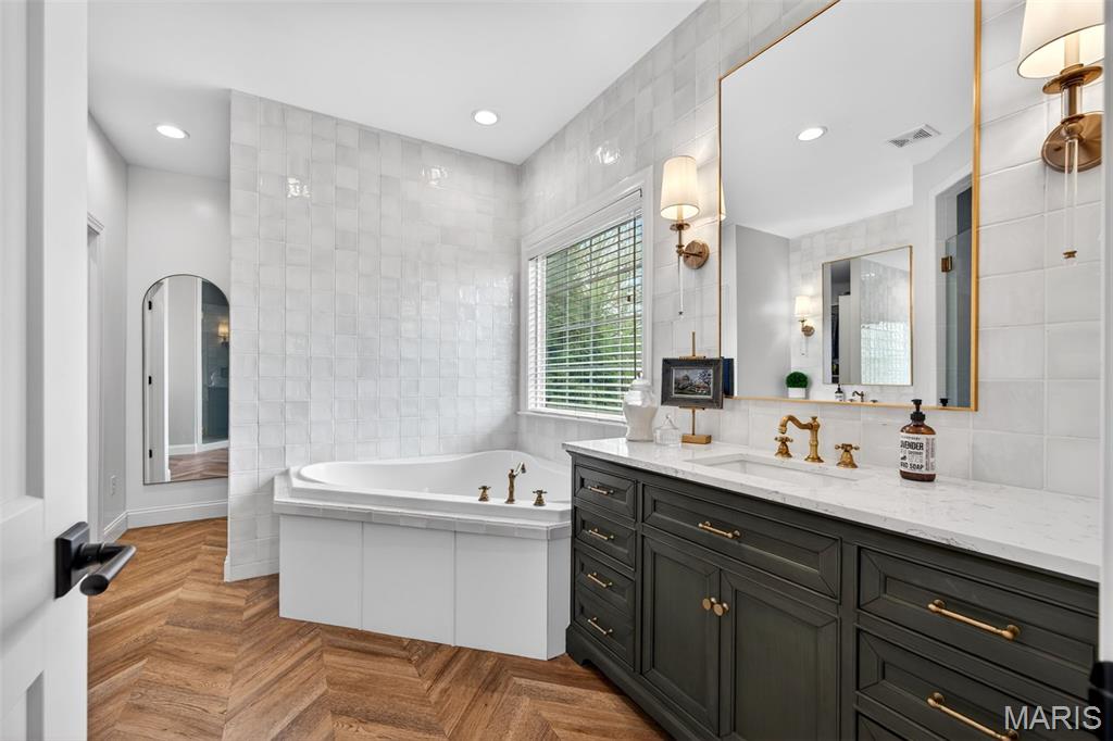 Camelot - Residential