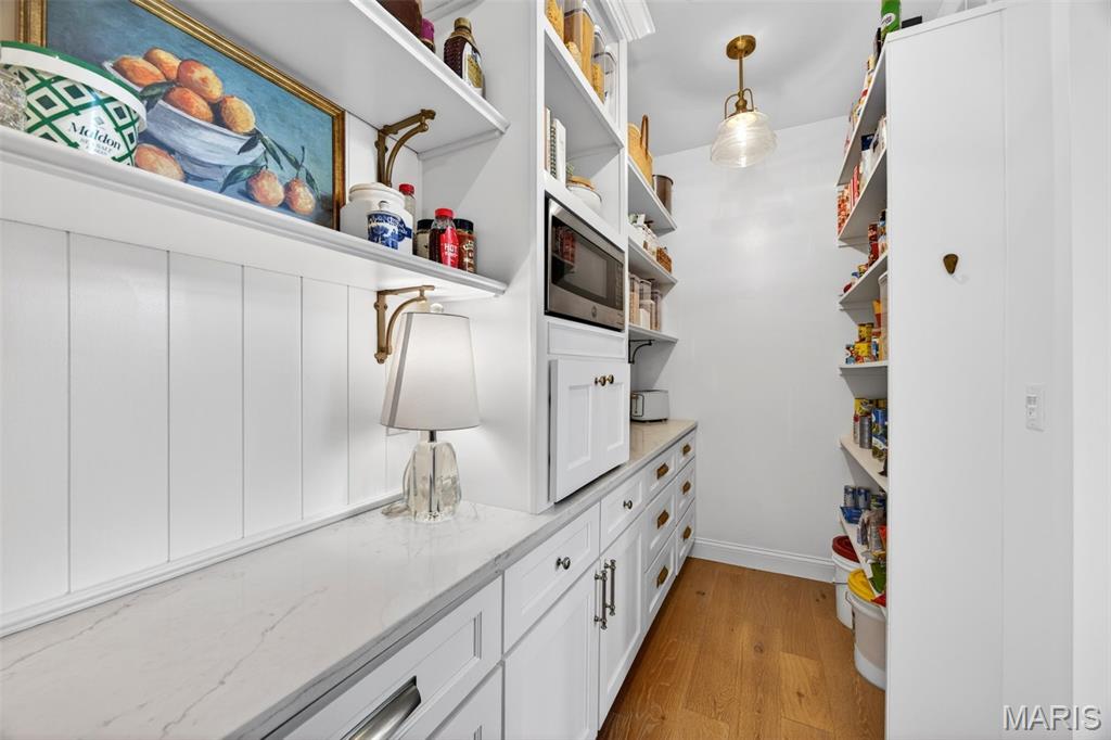 Camelot - Residential