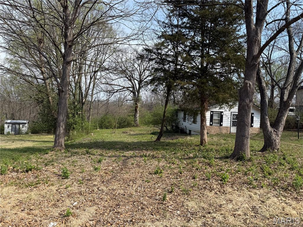 1925 W Woodbine Avenue
