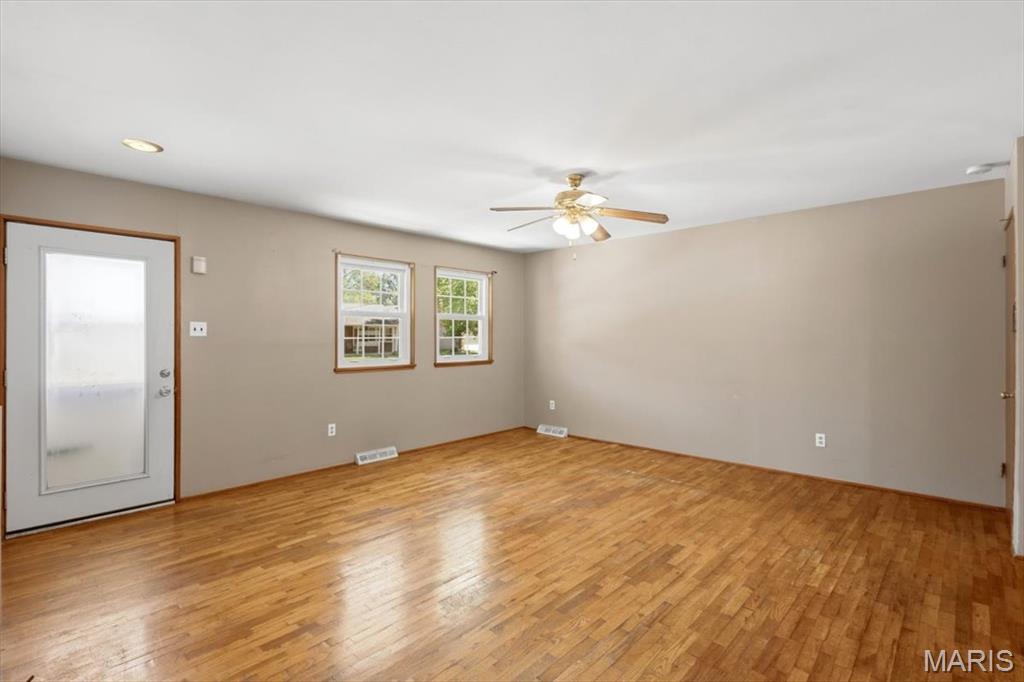 Teakwood Place 3 - Residential