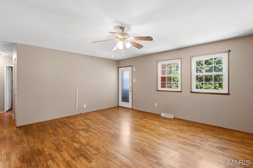 Teakwood Place 3 - Residential