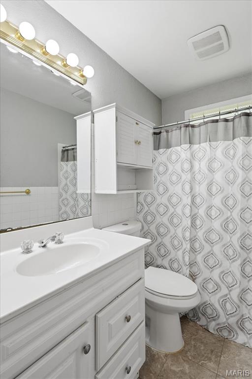 Teakwood Place 3 - Residential