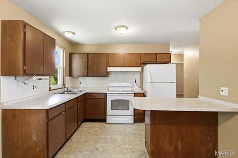 Tiny photo for 9745 Radio Drive, St Louis, MO 63123 (MLS # 26030888)