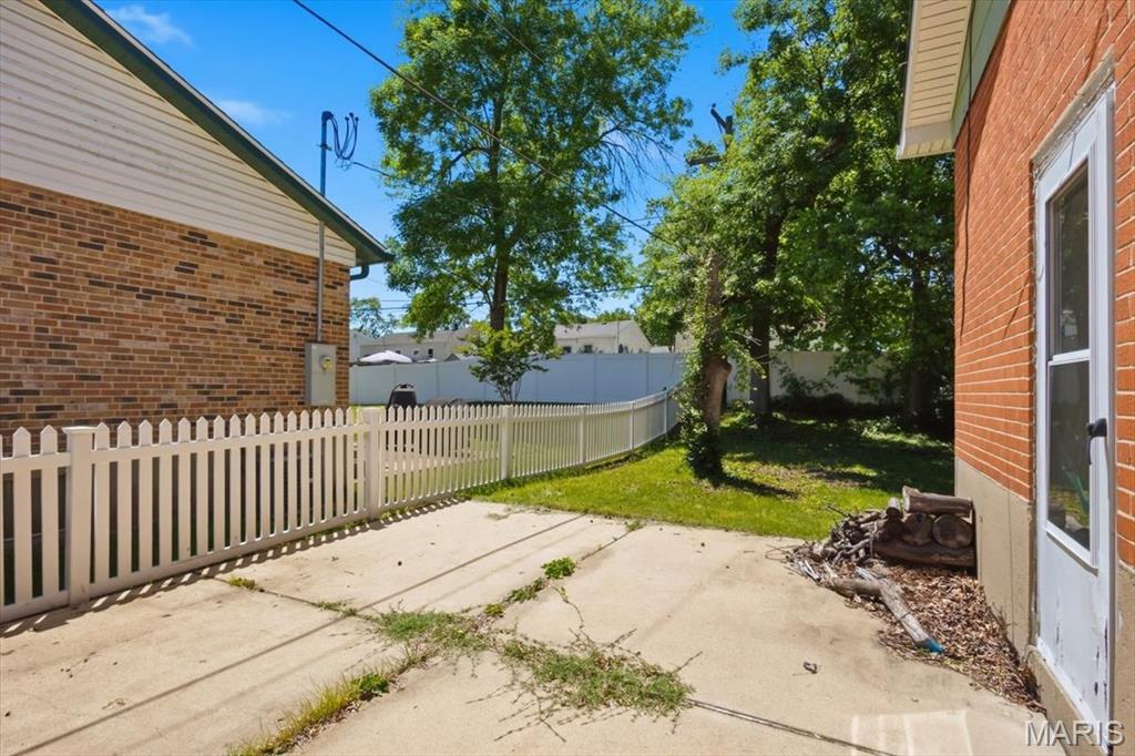Teakwood Place 3 - Residential