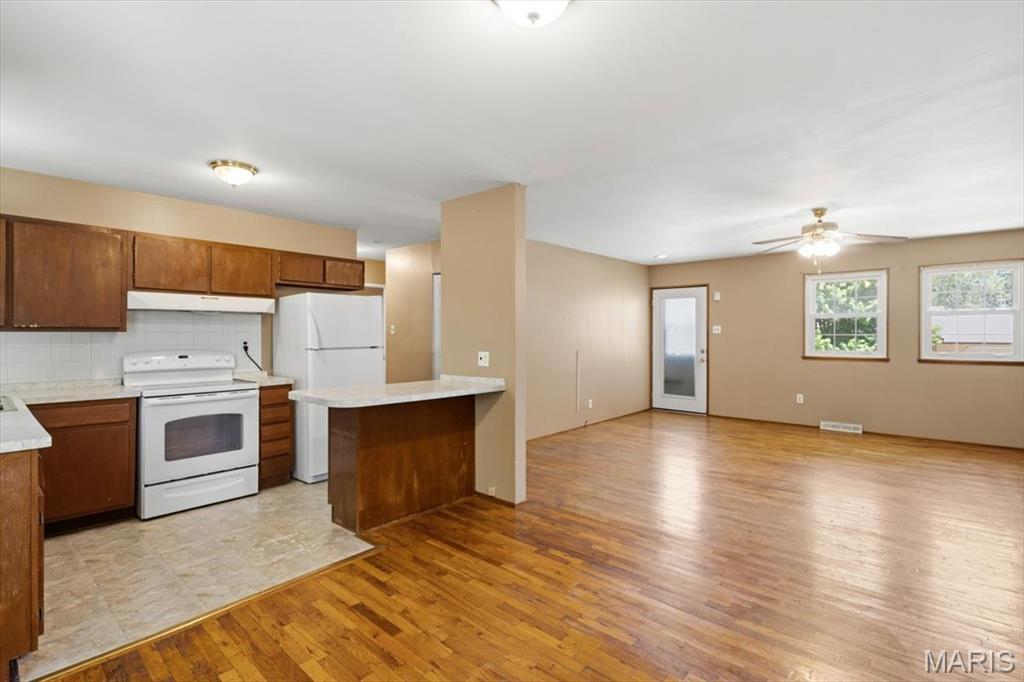 Teakwood Place 3 - Residential