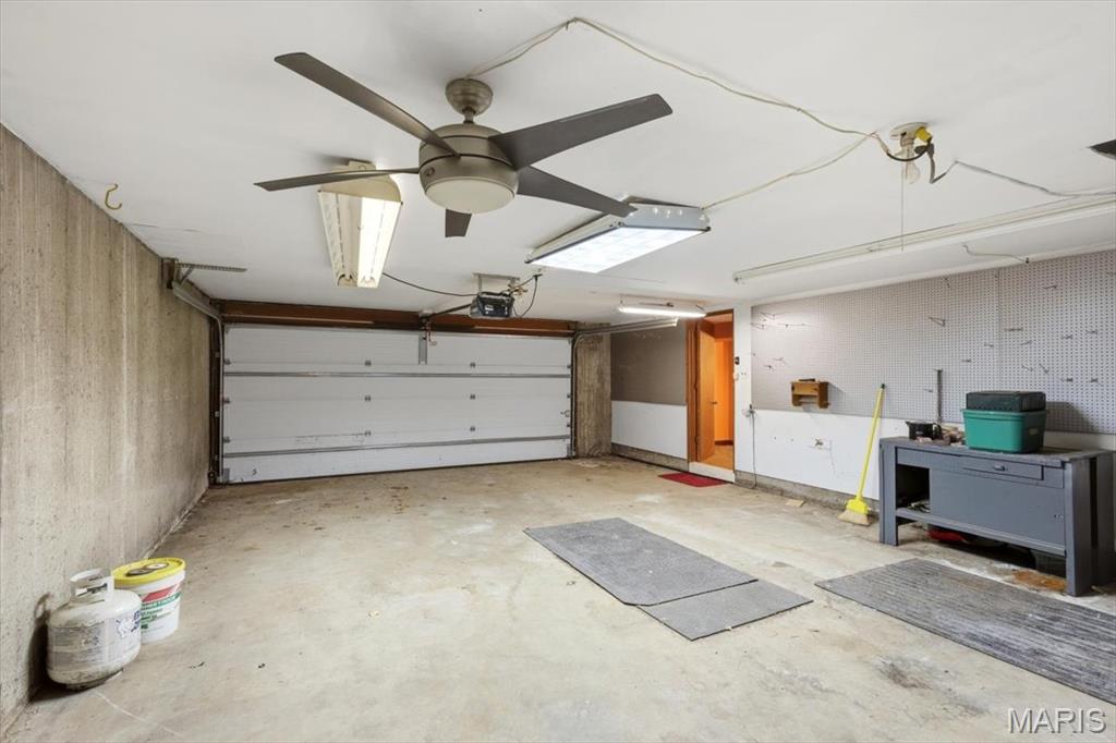 Teakwood Place 3 - Residential