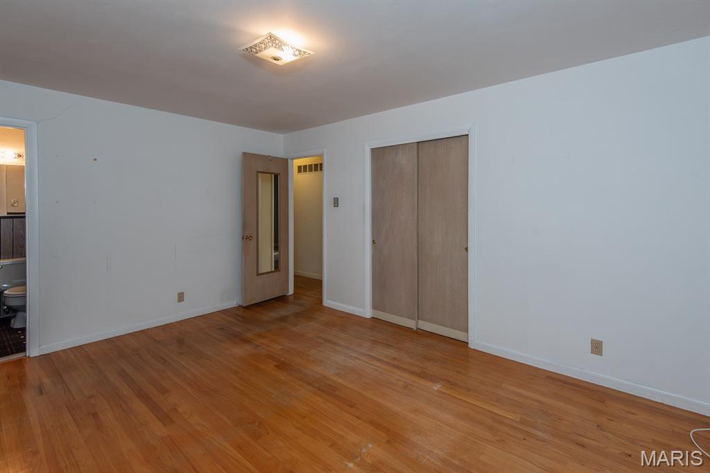 Kirkwood, Missouri 63122, United States, 4 Bedrooms Bedrooms, ,3 BathroomsBathrooms,Residential,Active,185081