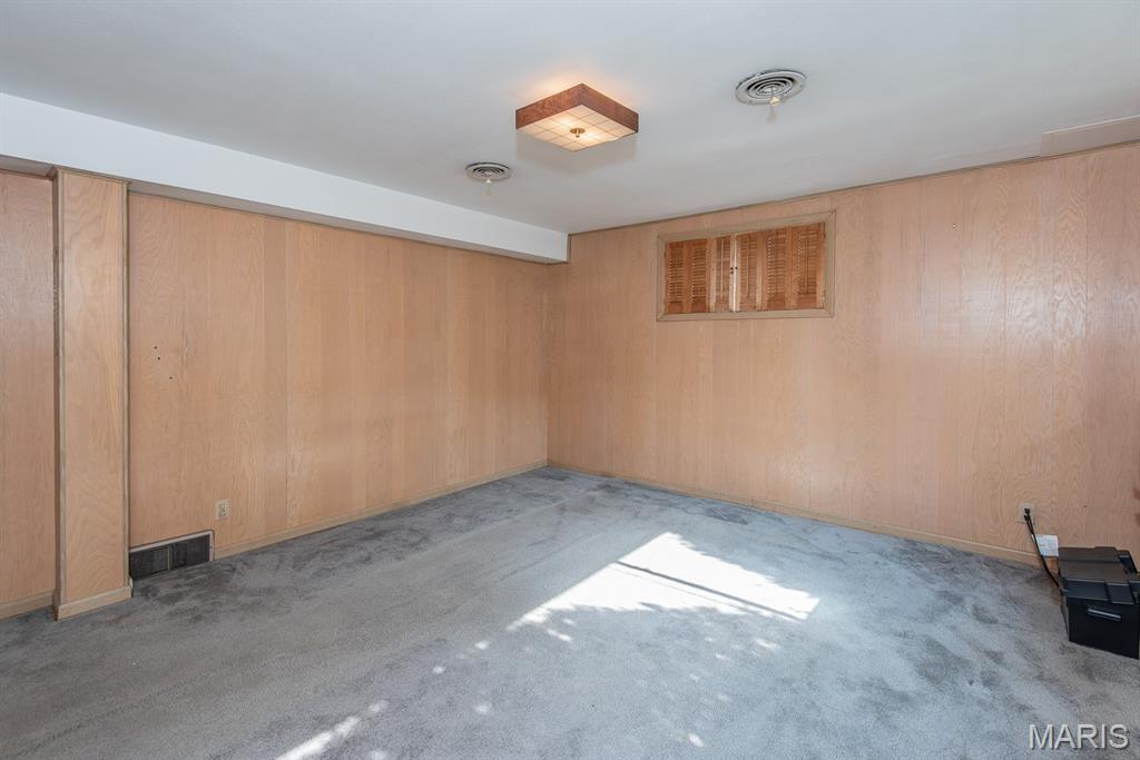 Kirkwood, Missouri 63122, United States, 4 Bedrooms Bedrooms, ,3 BathroomsBathrooms,Residential,Active,185081