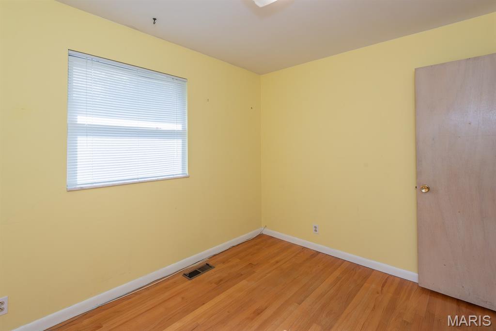 Kirkwood, Missouri 63122, United States, 4 Bedrooms Bedrooms, ,3 BathroomsBathrooms,Residential,Active,185081