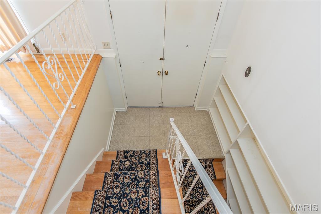 Kirkwood, Missouri 63122, United States, 4 Bedrooms Bedrooms, ,3 BathroomsBathrooms,Residential,Active,185081