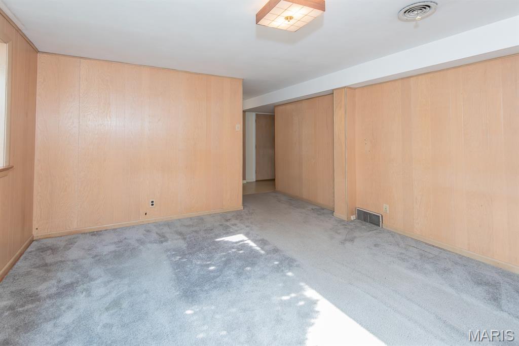 Kirkwood, Missouri 63122, United States, 4 Bedrooms Bedrooms, ,3 BathroomsBathrooms,Residential,Active,185081