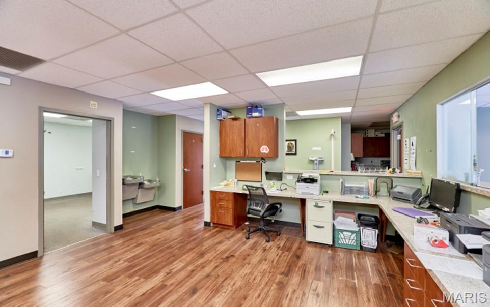City/St Charles - Commercial Sale