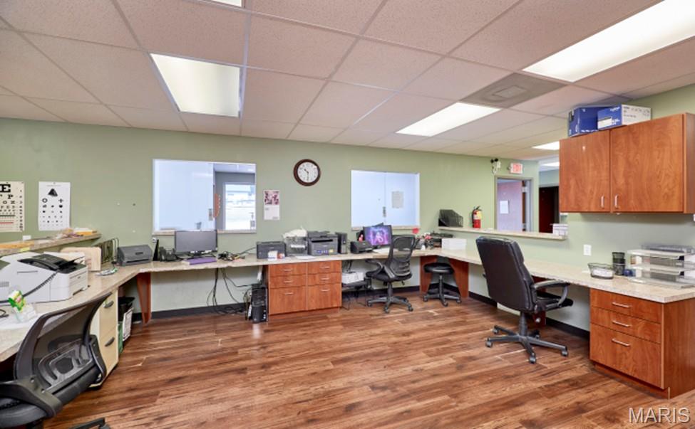 City/St Charles - Commercial Sale