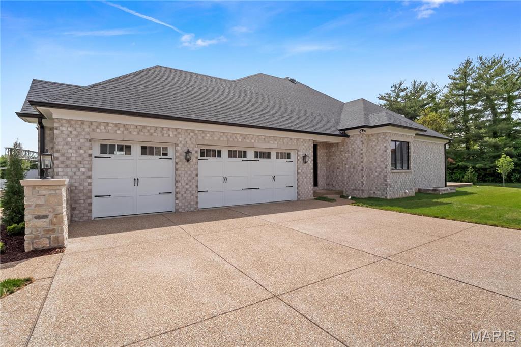 The Enclave at Frontenac and Westwood - Residential