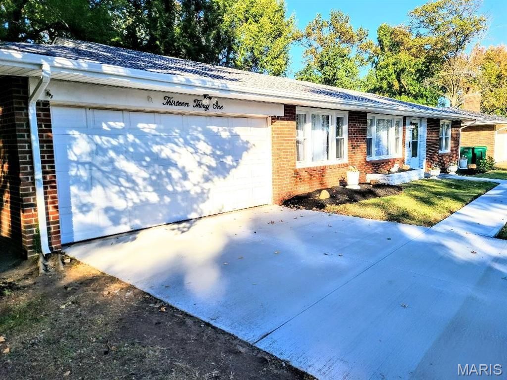 Photo of 1331 Norchester Drive, Moline Acres, MO 63137 (MLS # 25072773)