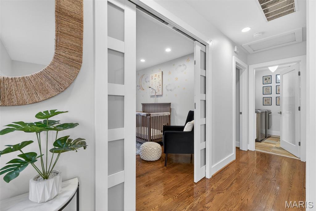 Gaslight Square - Residential