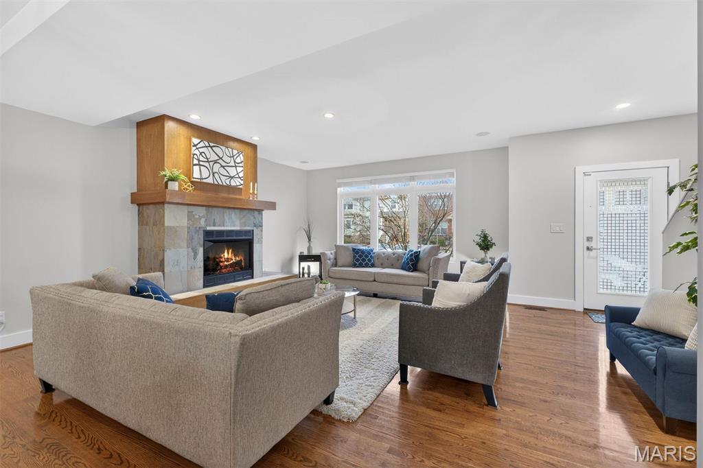 Gaslight Square - Residential