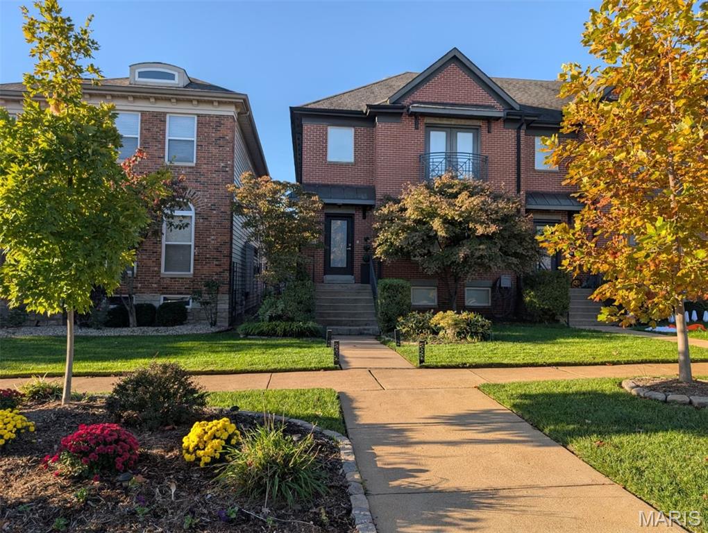 Gaslight Square - Residential