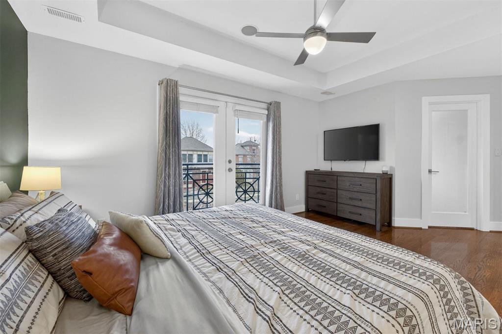 Gaslight Square - Residential